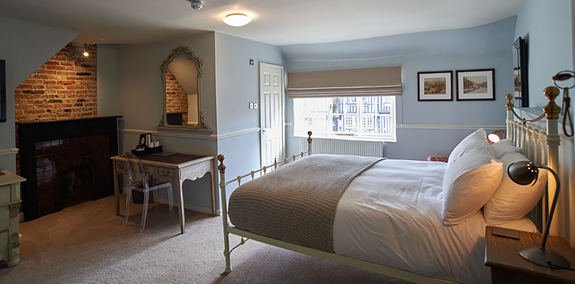 The Woolpack, Tenderden image 4