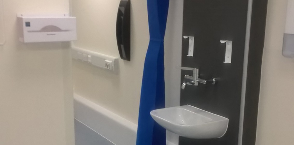 William Harvey Hospital, Fracture Clinic image 5